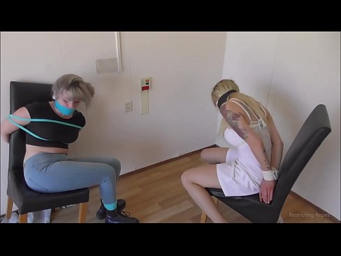 ❤️ Kev quav yeeb quav tshuaj / khi thiab gagged / damsel nyob rau hauv kev nyuaj siab ❤️❌  tawv porn  ntawm porn hmn.teenactivewear.ru ❌️ Ib